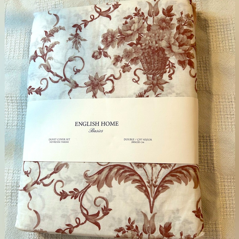 English Home Basics 100% Cotton Duvet Cover Set Double Floral Toile Pink White‎